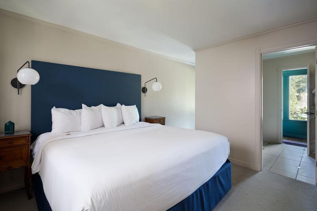 Hotel Black Bear 4*